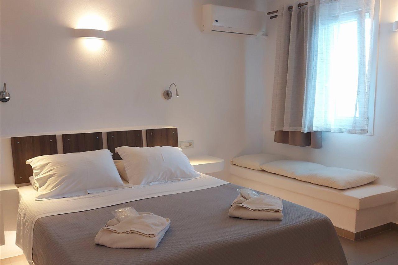 Ambience Suites Fira  Exterior photo