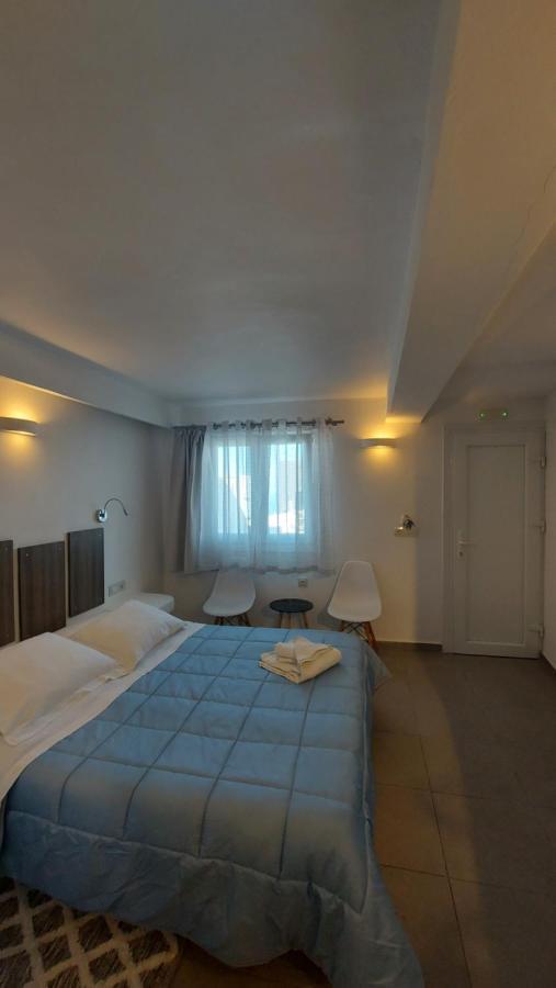 Ambience Suites Fira  Exterior photo