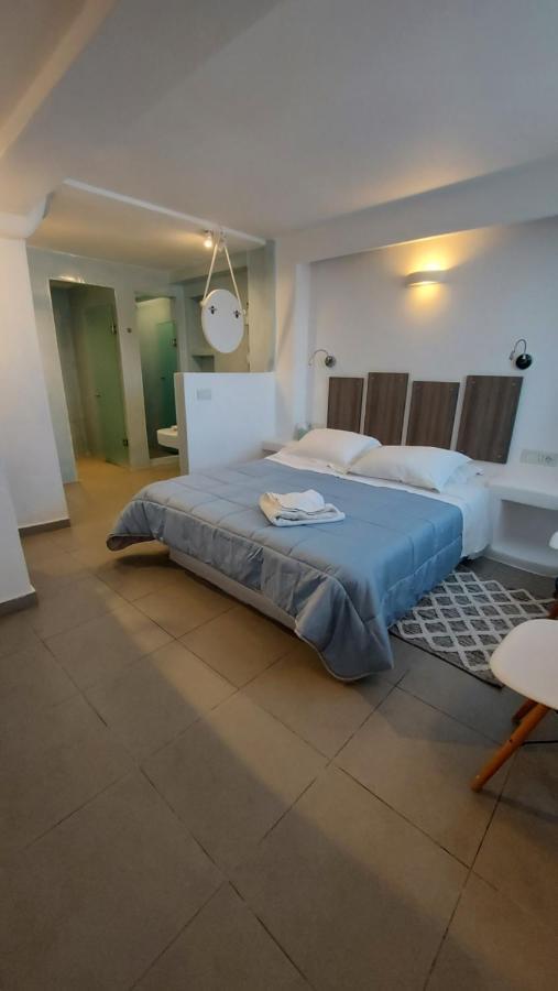 Ambience Suites Fira  Exterior photo